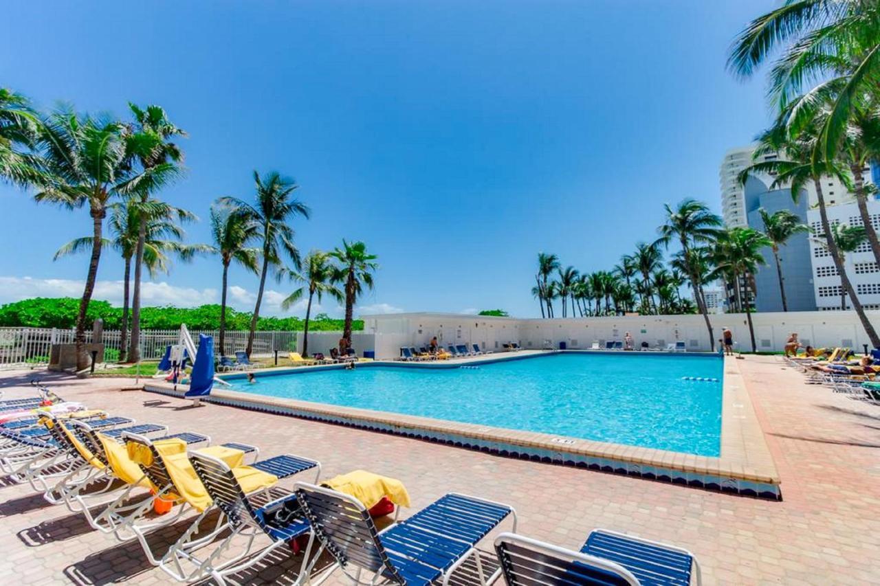 Casablanca Private Suite With Direct Beach Access Miami Beach Exterior photo