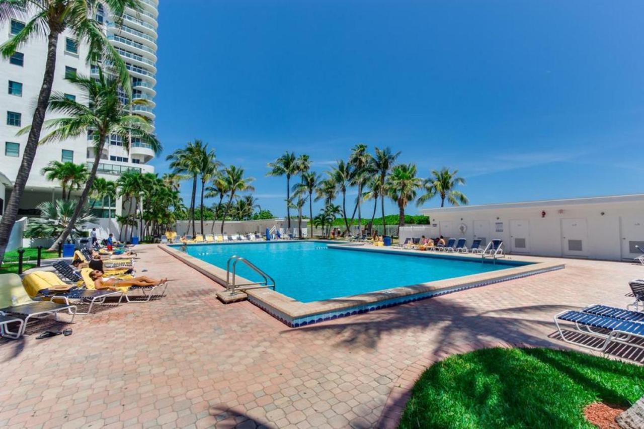 Casablanca Private Suite With Direct Beach Access Miami Beach Exterior photo